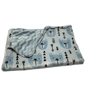 Everyday Kids Blue Bear Arrow Baby Blanket Chevron Zig Zag Triangles